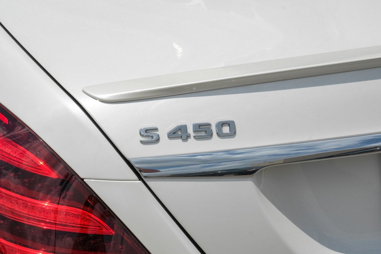 Mercedes-Benz S-Class Vehicle Main Gallery Image 60