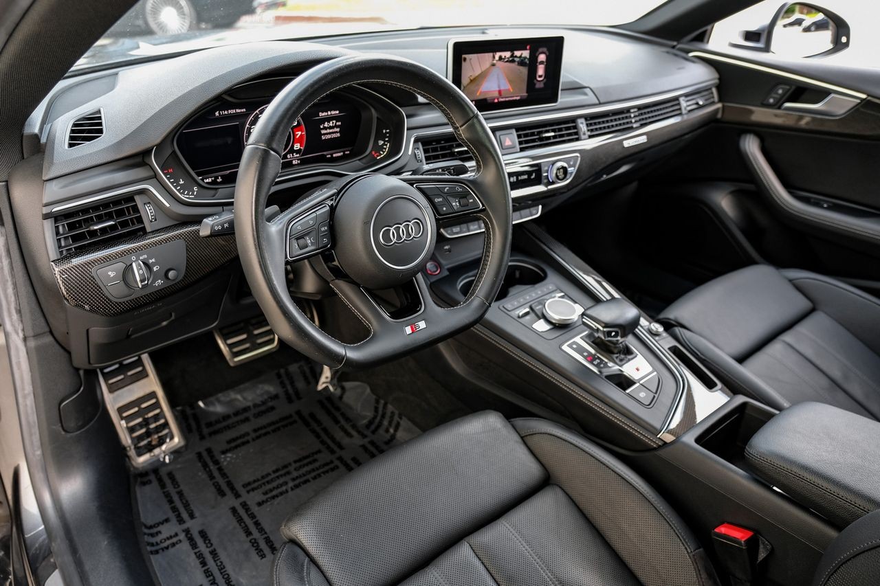 Audi S5 Sportback Vehicle Main Gallery Image 03