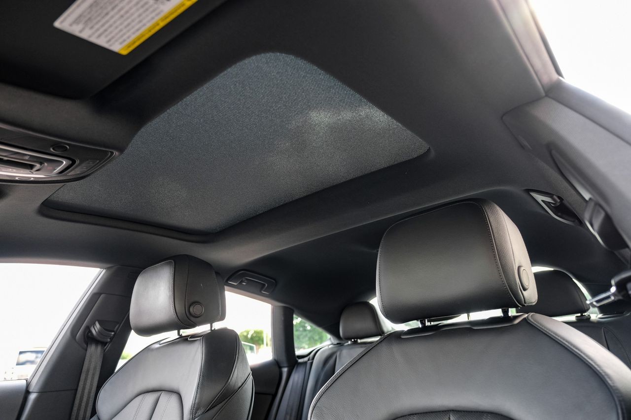 Audi S5 Sportback Vehicle Main Gallery Image 05