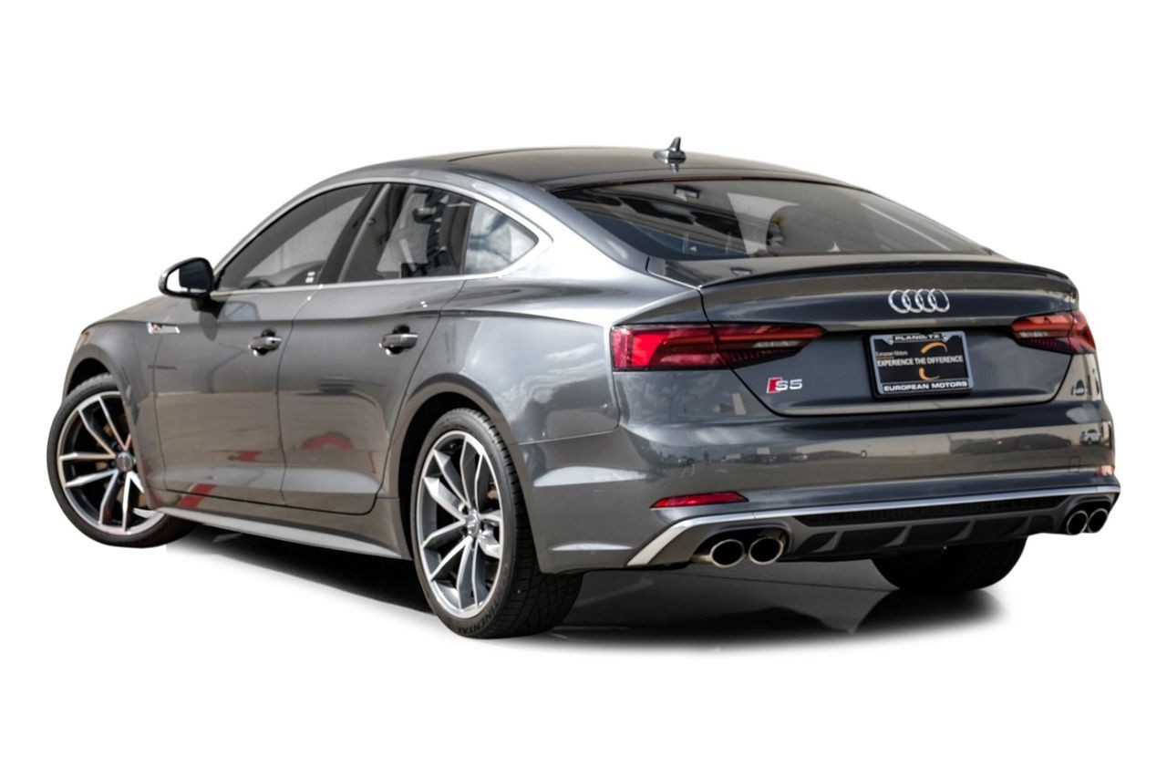 Audi S5 Sportback Vehicle Main Gallery Image 11