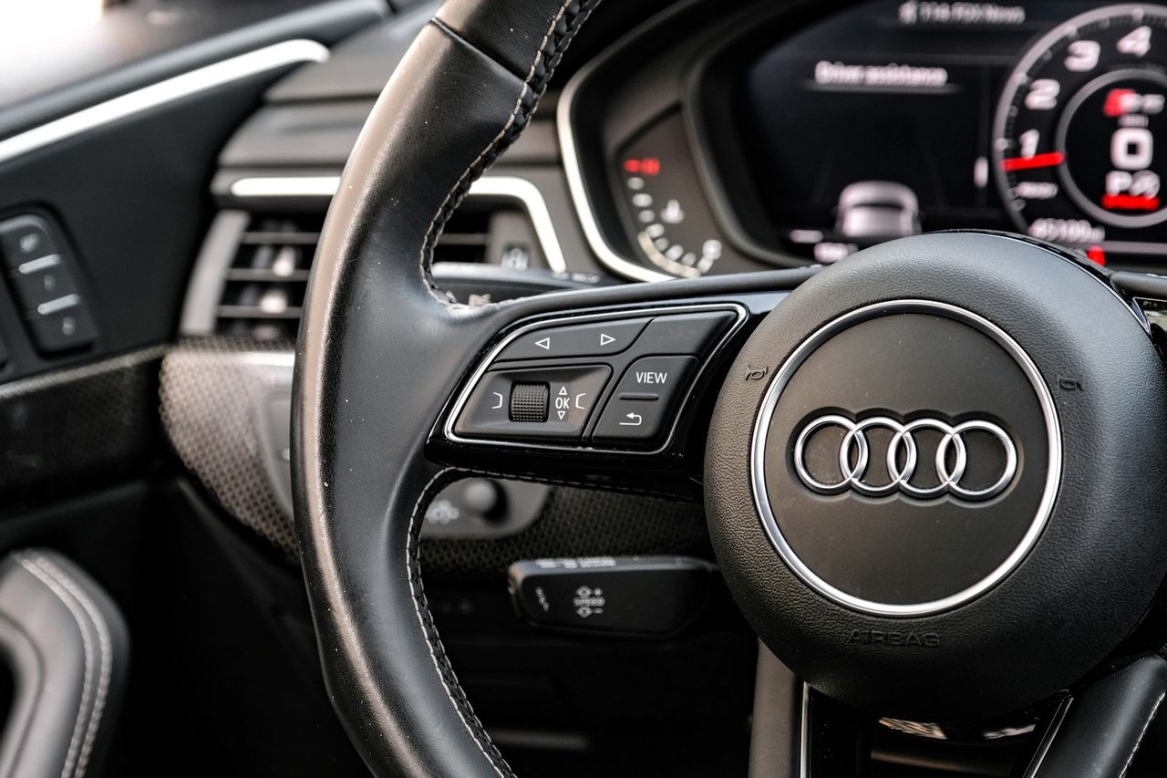 Audi S5 Sportback Vehicle Main Gallery Image 18