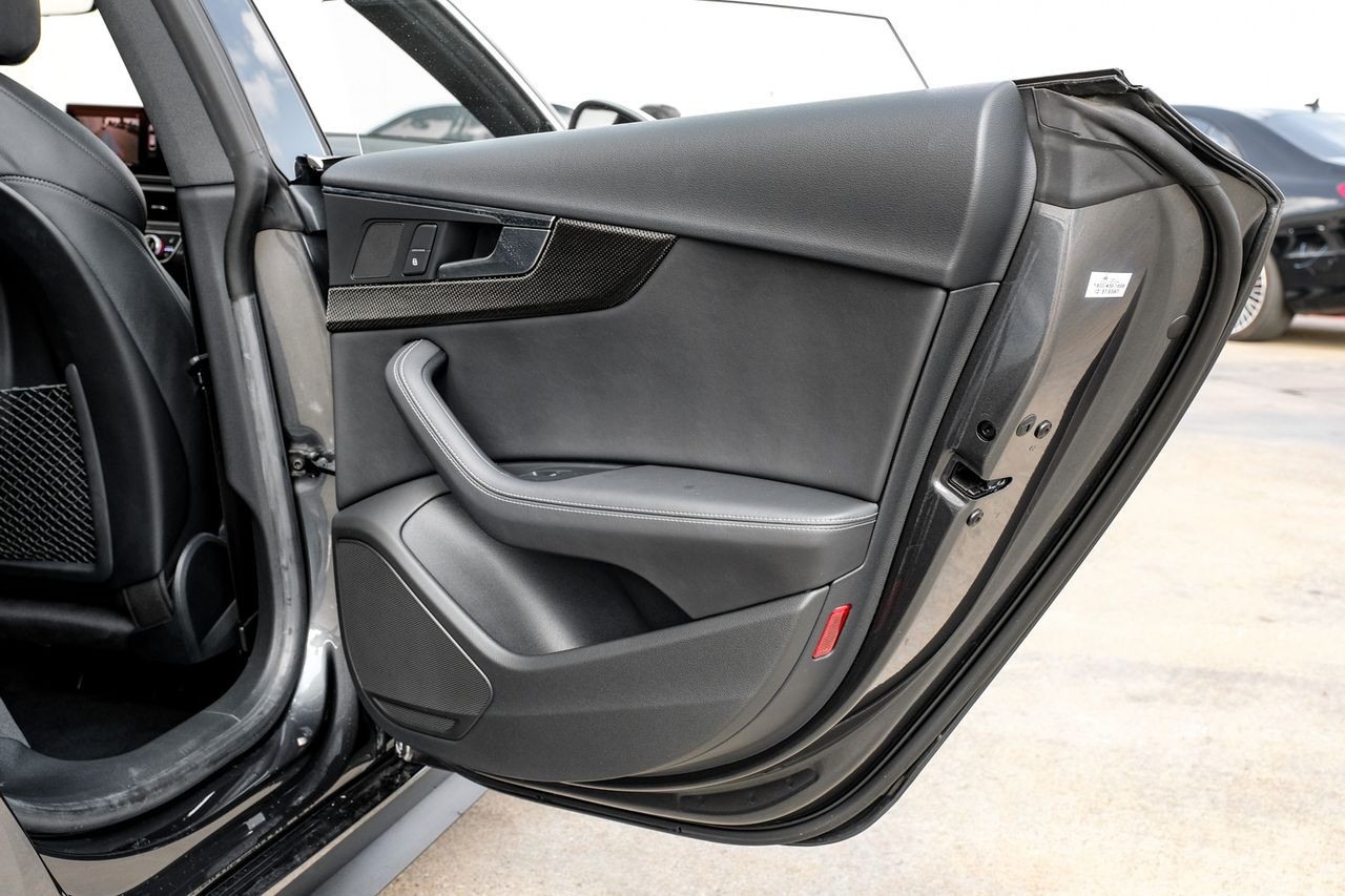 Audi S5 Sportback Vehicle Main Gallery Image 43