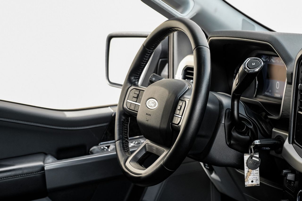 Ford F-150 Vehicle Main Gallery Image 13