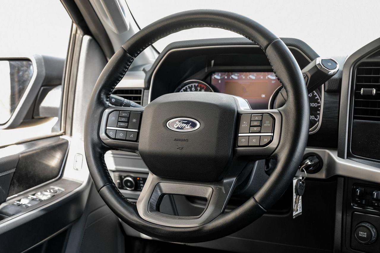 Ford F-150 Vehicle Main Gallery Image 16