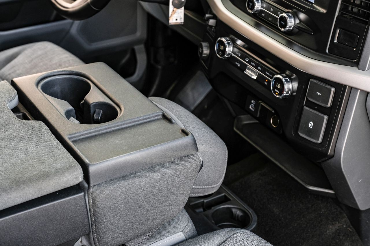 Ford F-150 Vehicle Main Gallery Image 23