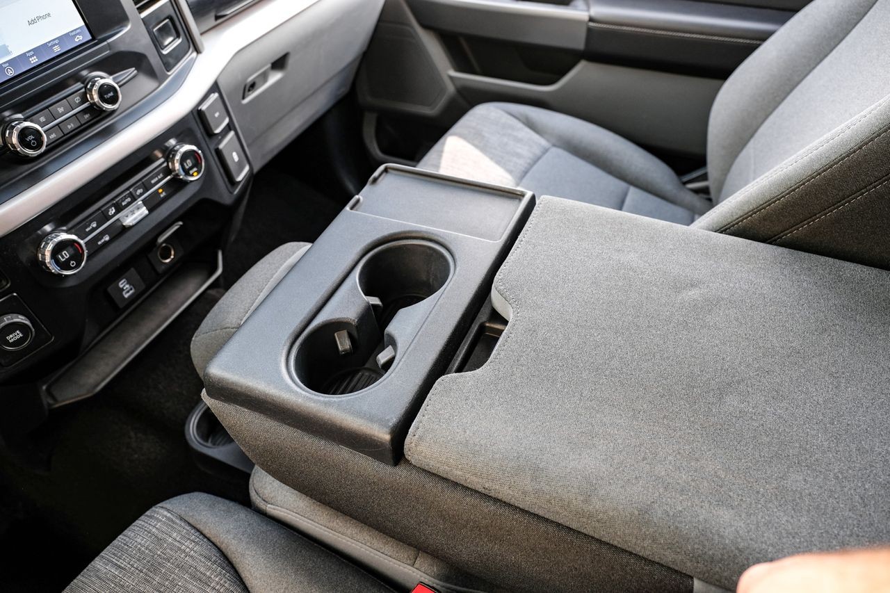 Ford F-150 Vehicle Main Gallery Image 24