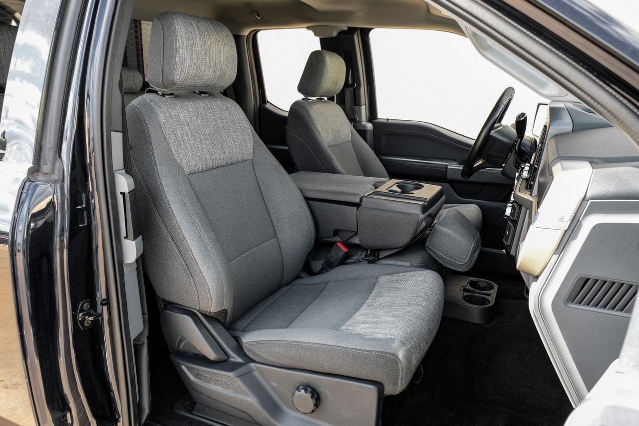 Ford F-150 Vehicle Main Gallery Image 33