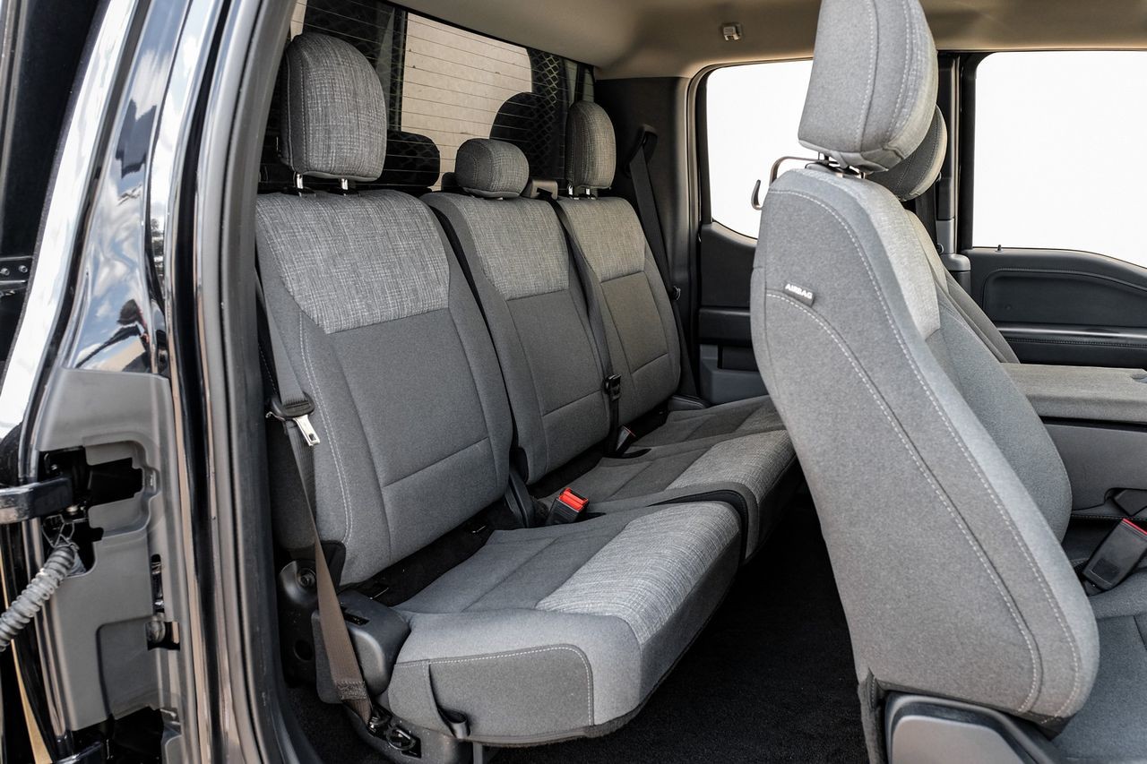 Ford F-150 Vehicle Main Gallery Image 34