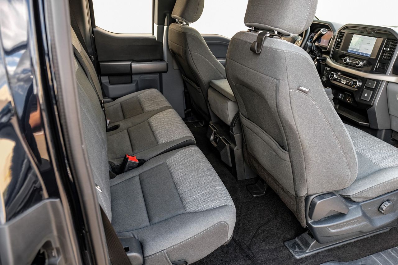 Ford F-150 Vehicle Main Gallery Image 35