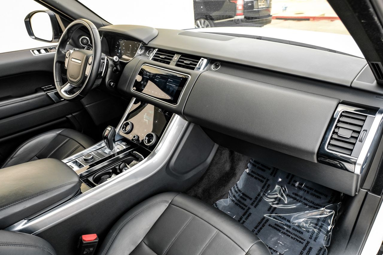 Land Rover Range Rover Sport Vehicle Main Gallery Image 13