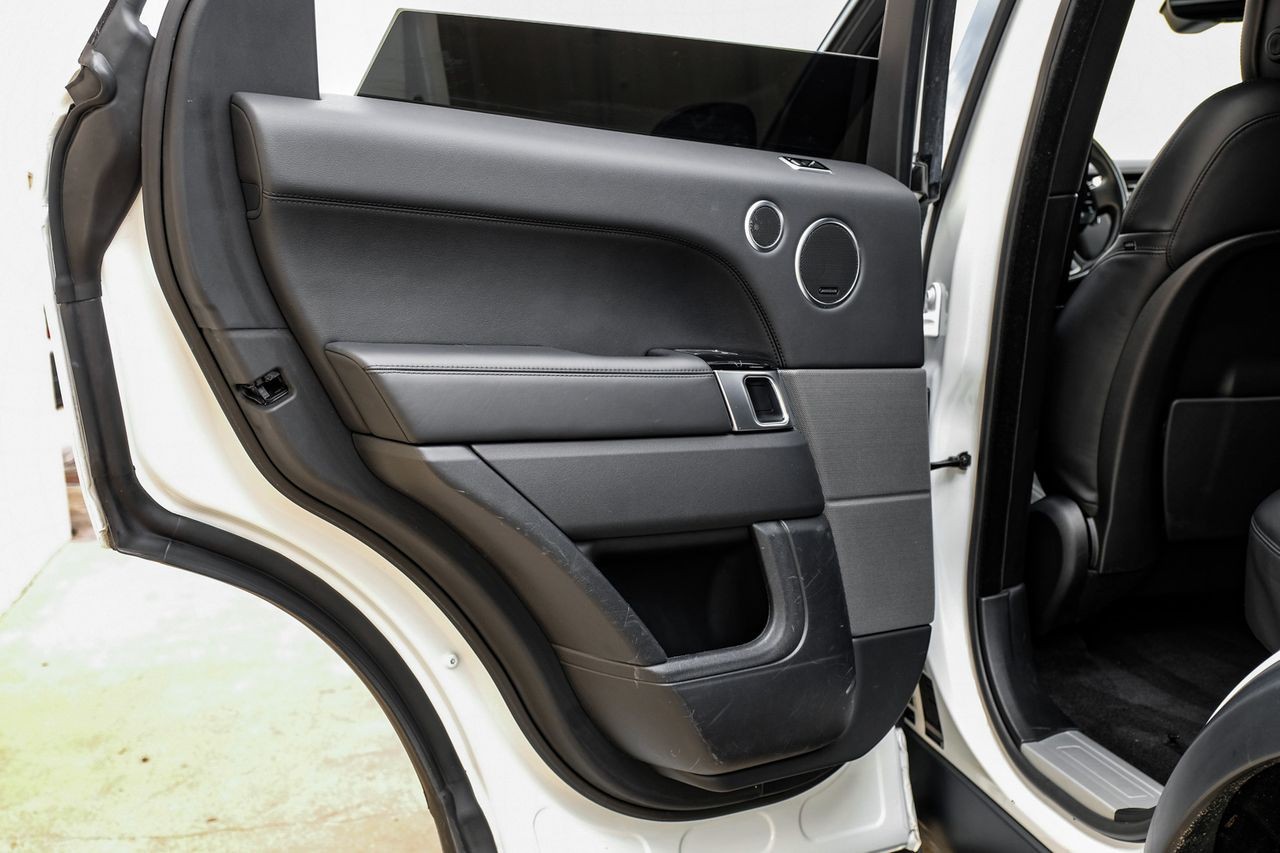 Land Rover Range Rover Sport Vehicle Main Gallery Image 42