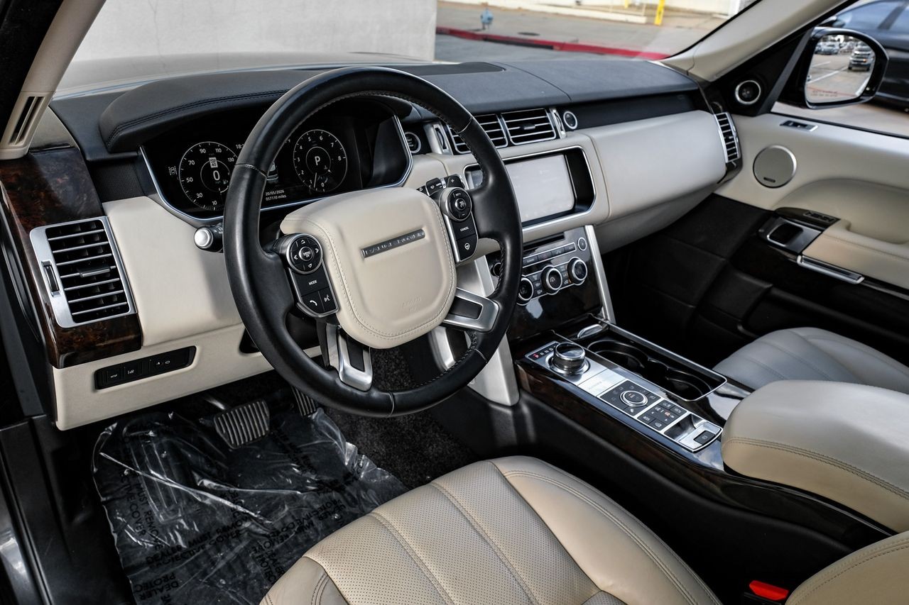 Land Rover Range Rover Vehicle Main Gallery Image 03