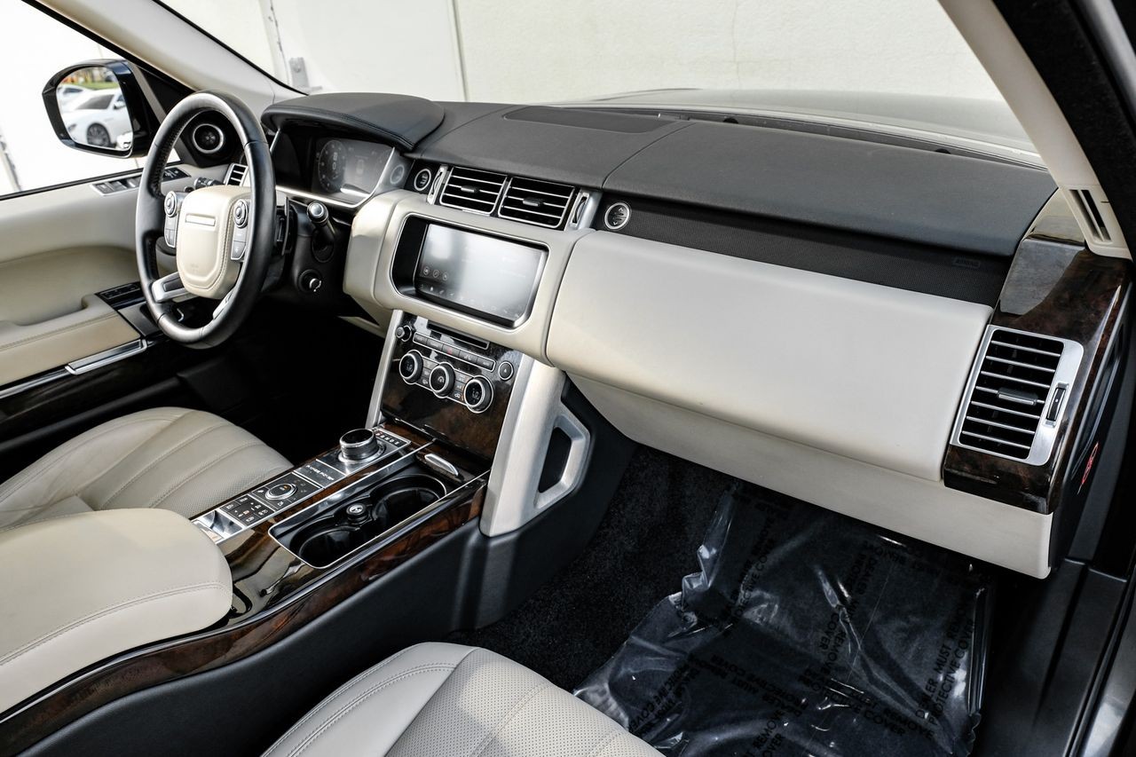 Land Rover Range Rover Vehicle Main Gallery Image 13