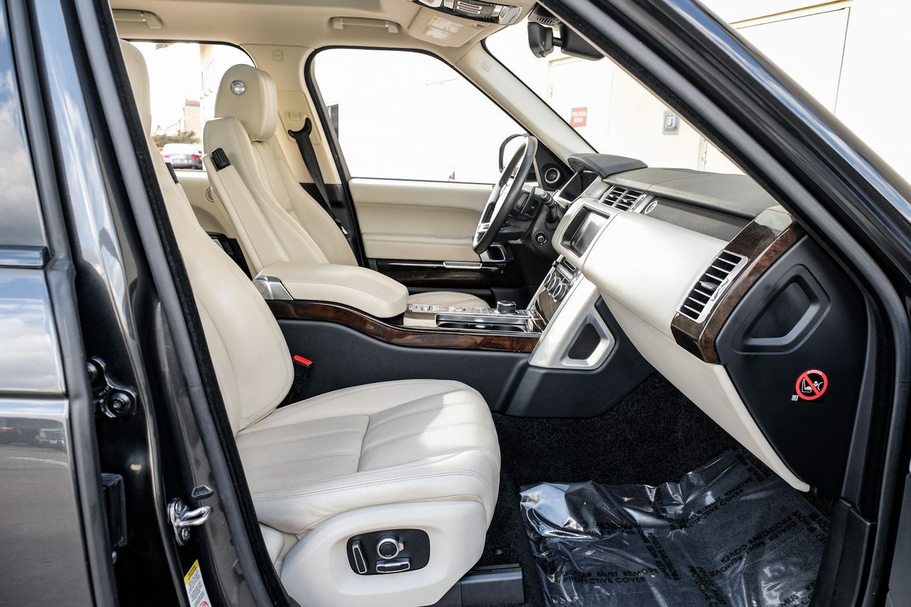 Land Rover Range Rover Vehicle Main Gallery Image 31