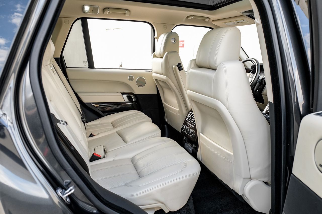 Land Rover Range Rover Vehicle Main Gallery Image 34