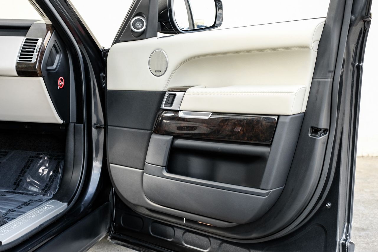 Land Rover Range Rover Vehicle Main Gallery Image 41