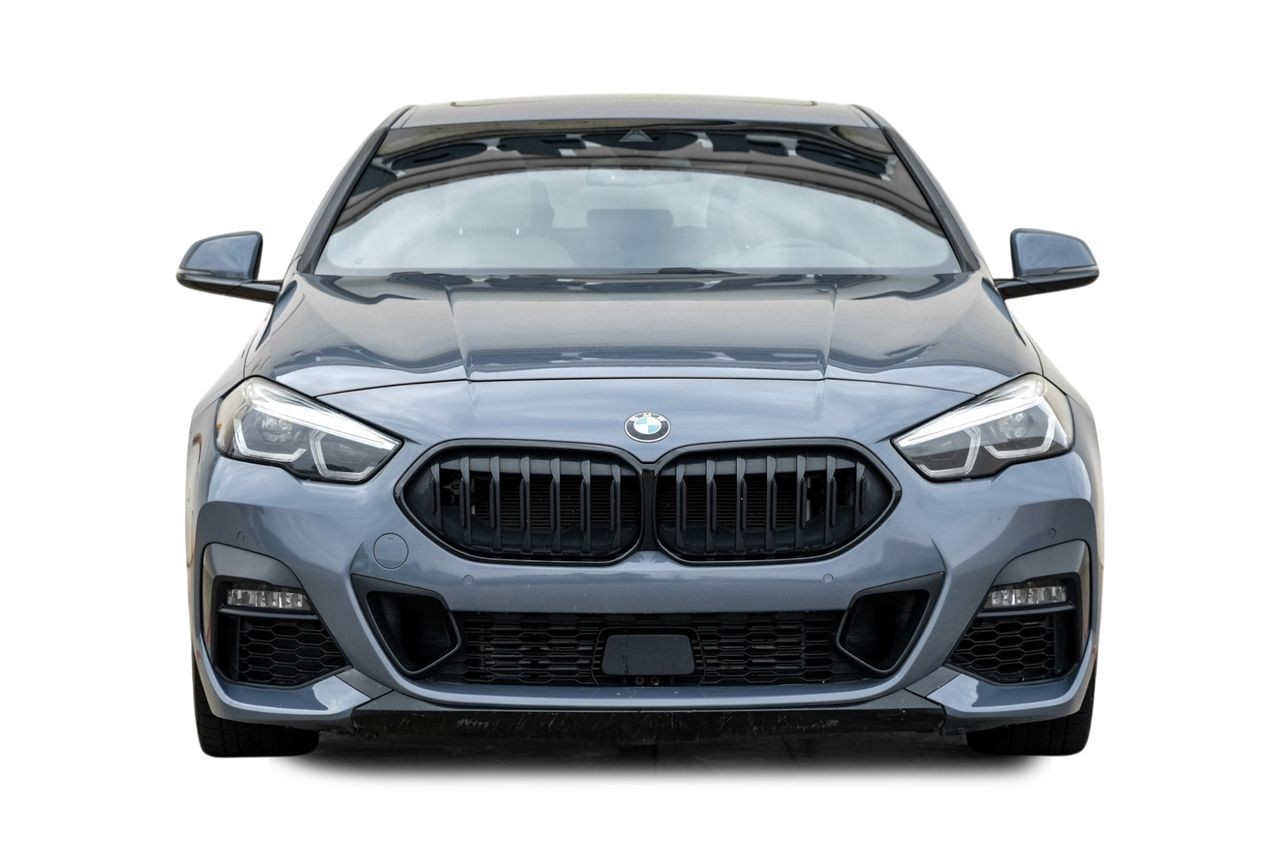 BMW 2 Series Vehicle Main Gallery Image 06