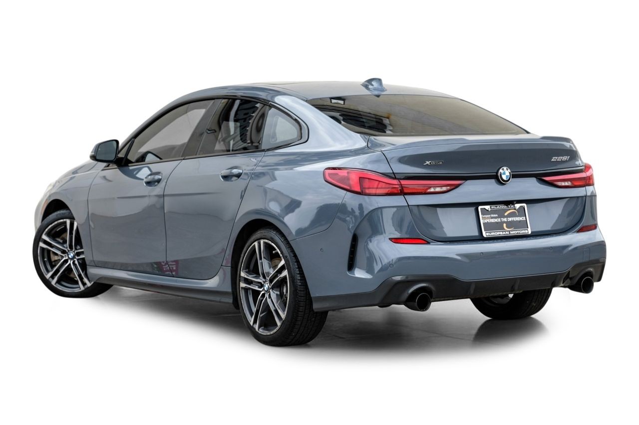 BMW 2 Series Vehicle Main Gallery Image 11