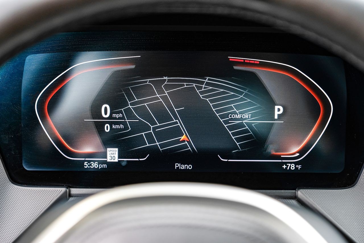BMW 2 Series Vehicle Main Gallery Image 20