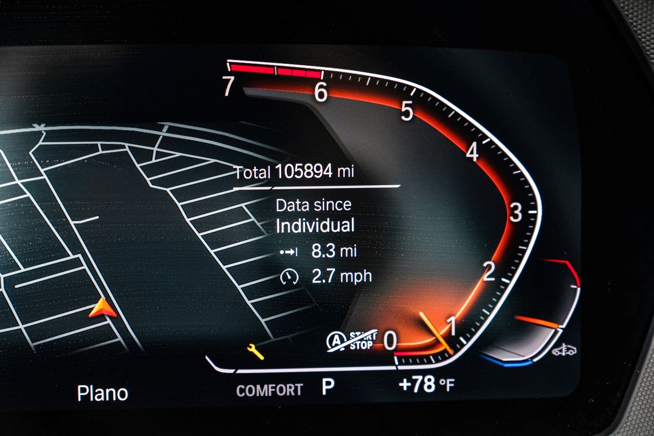 BMW 2 Series Vehicle Main Gallery Image 21
