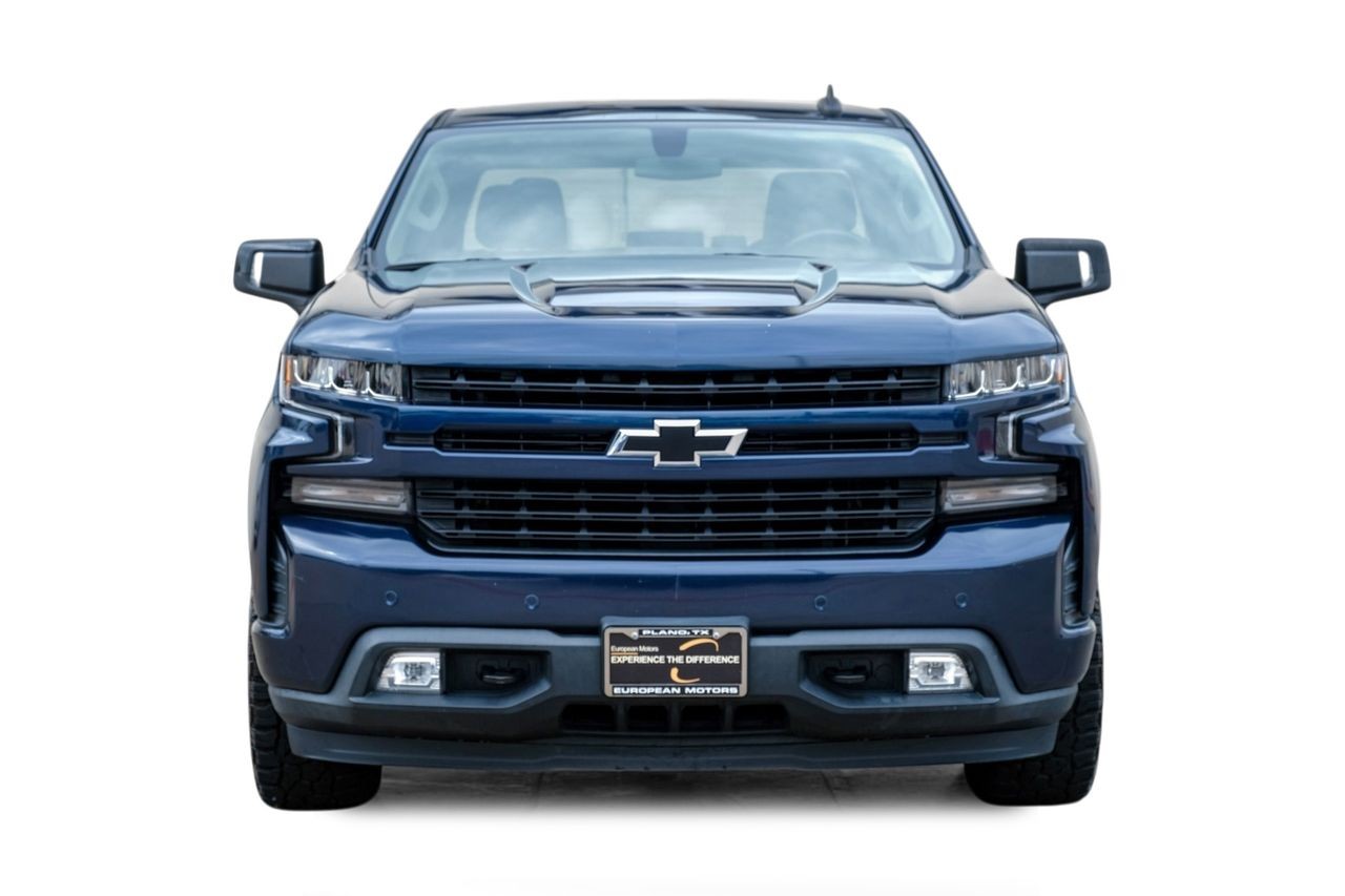Chevrolet Silverado 1500 Vehicle Main Gallery Image 05