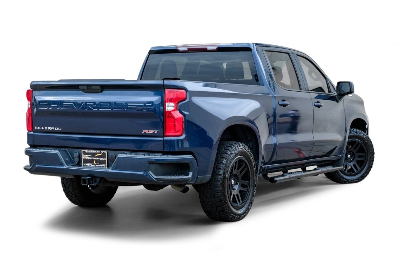 Chevrolet Silverado 1500 Vehicle Main Gallery Image 08