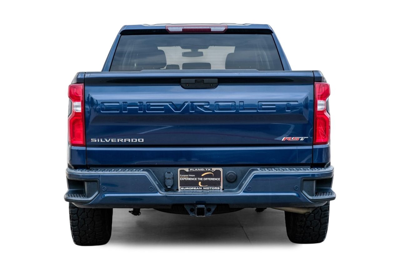 Chevrolet Silverado 1500 Vehicle Main Gallery Image 09