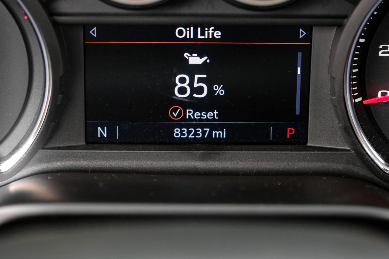 Chevrolet Silverado 1500 Vehicle Main Gallery Image 20