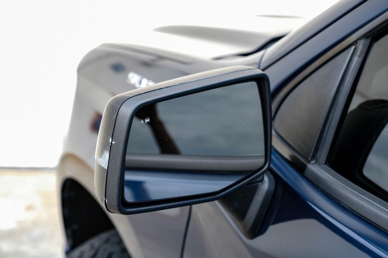 Chevrolet Silverado 1500 Vehicle Main Gallery Image 39