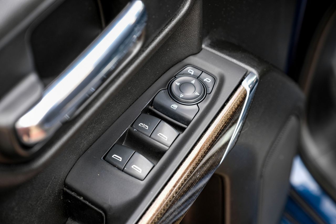 Chevrolet Silverado 1500 Vehicle Main Gallery Image 41