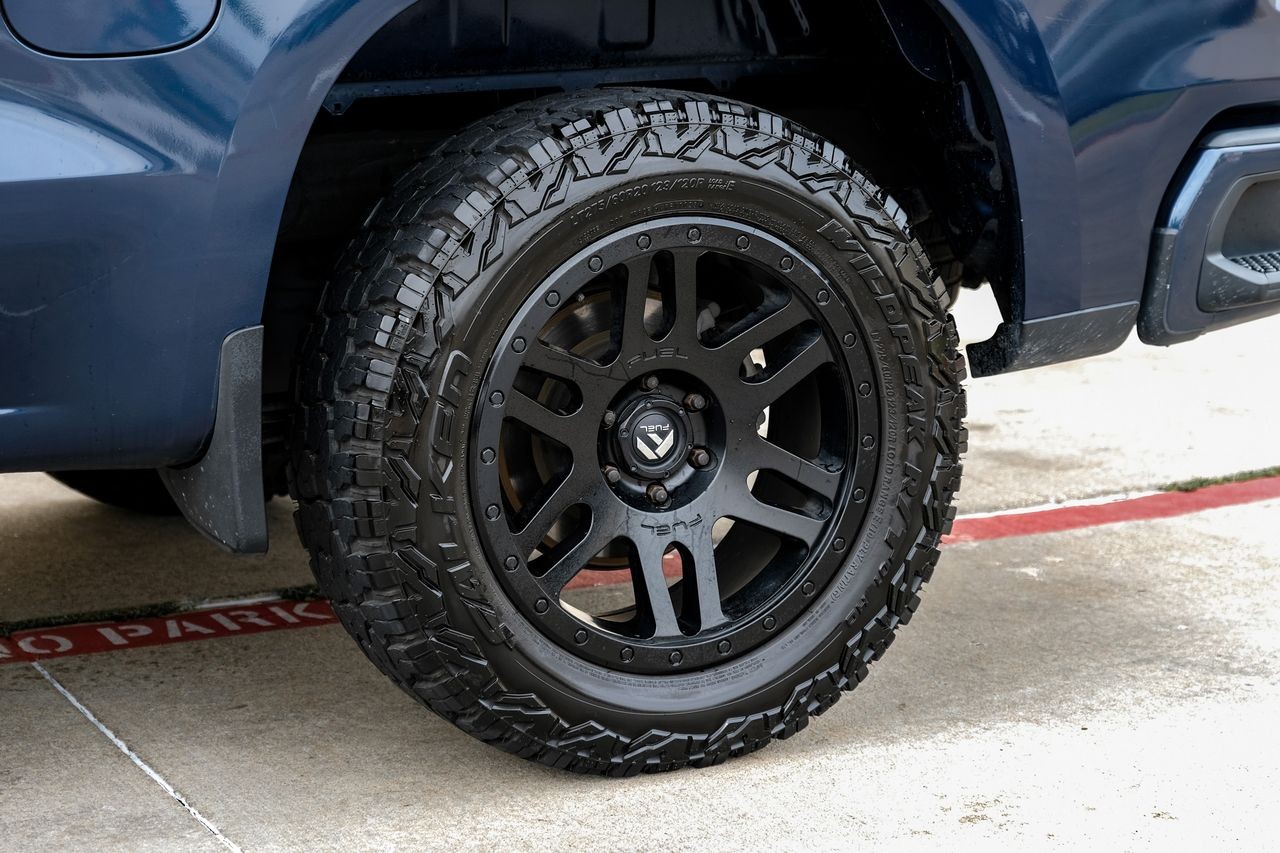 Chevrolet Silverado 1500 Vehicle Main Gallery Image 51