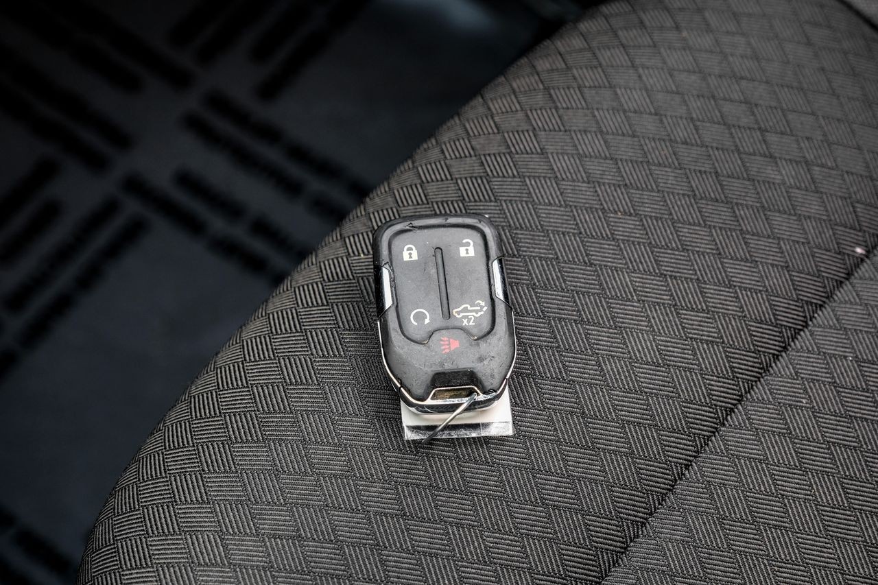 Chevrolet Silverado 1500 Vehicle Main Gallery Image 52