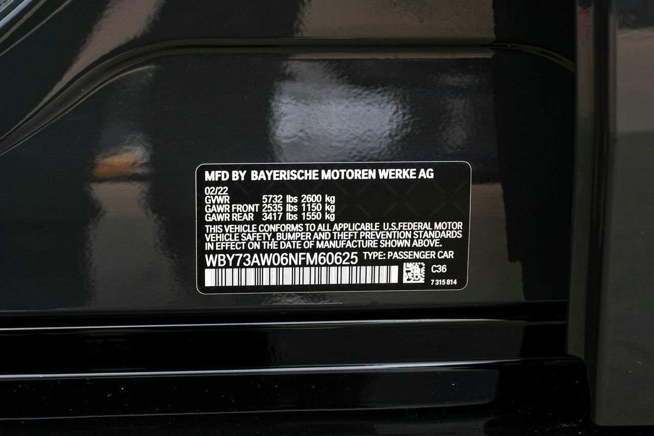 BMW i4 Vehicle Main Gallery Image 53