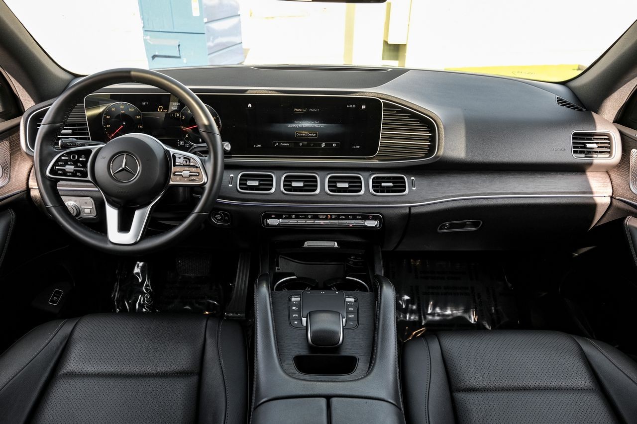 Mercedes-Benz GLE 350 Vehicle Main Gallery Image 14