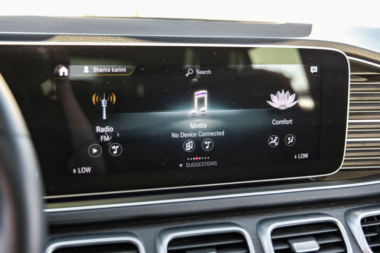 Mercedes-Benz GLE 350 Vehicle Main Gallery Image 27