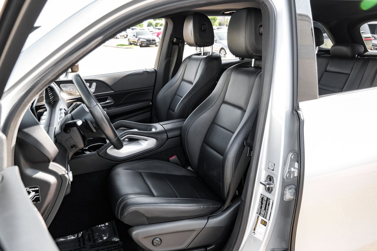 Mercedes-Benz GLE 350 Vehicle Main Gallery Image 30