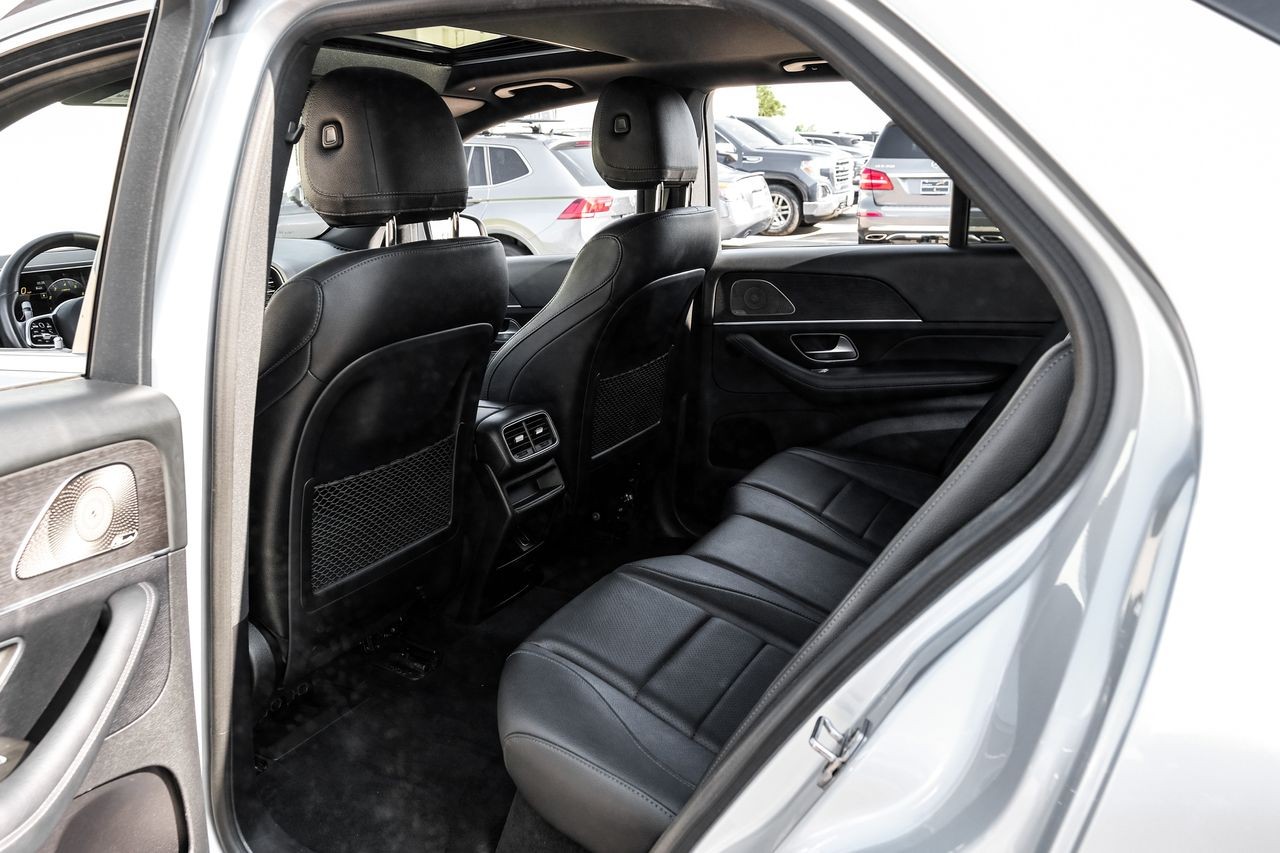 Mercedes-Benz GLE 350 Vehicle Main Gallery Image 35