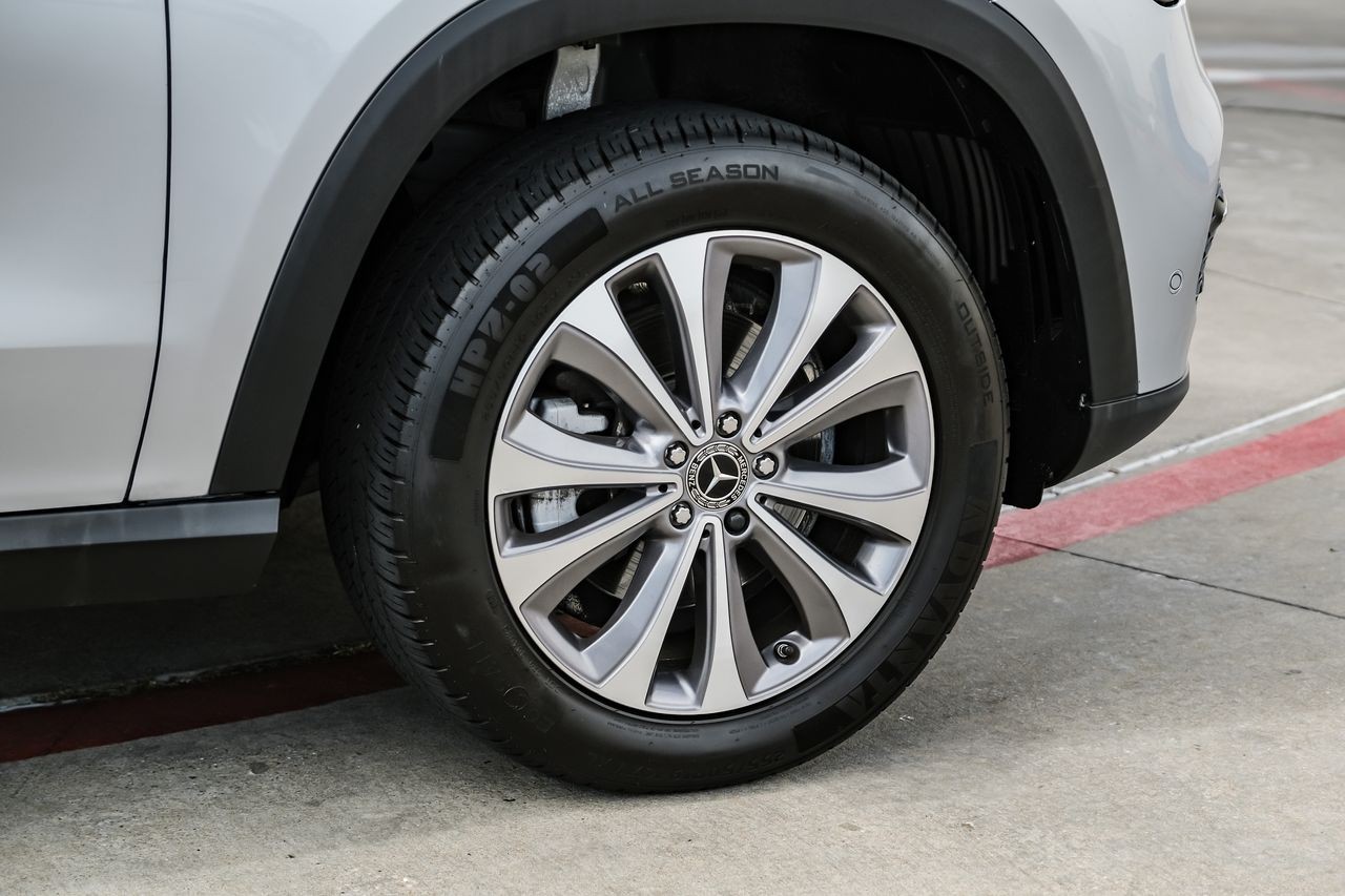 Mercedes-Benz GLE Vehicle Main Gallery Image 56