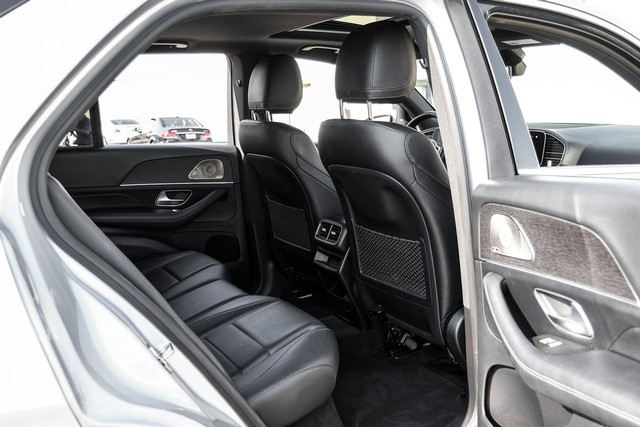 Mercedes-Benz GLE 350 Vehicle Main Gallery Image 34