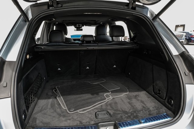 Mercedes-Benz GLE Vehicle Main Gallery Image 53
