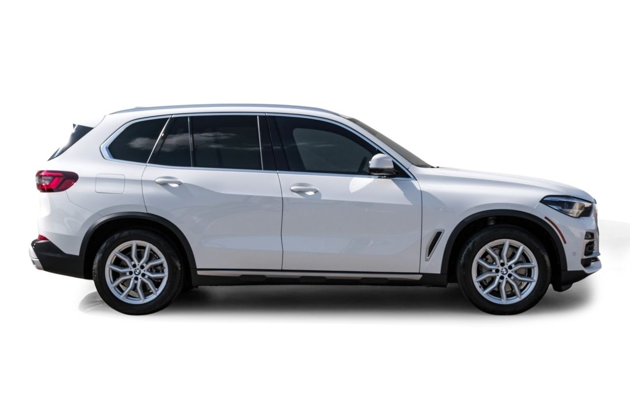 BMW X5 Vehicle Main Gallery Image 08