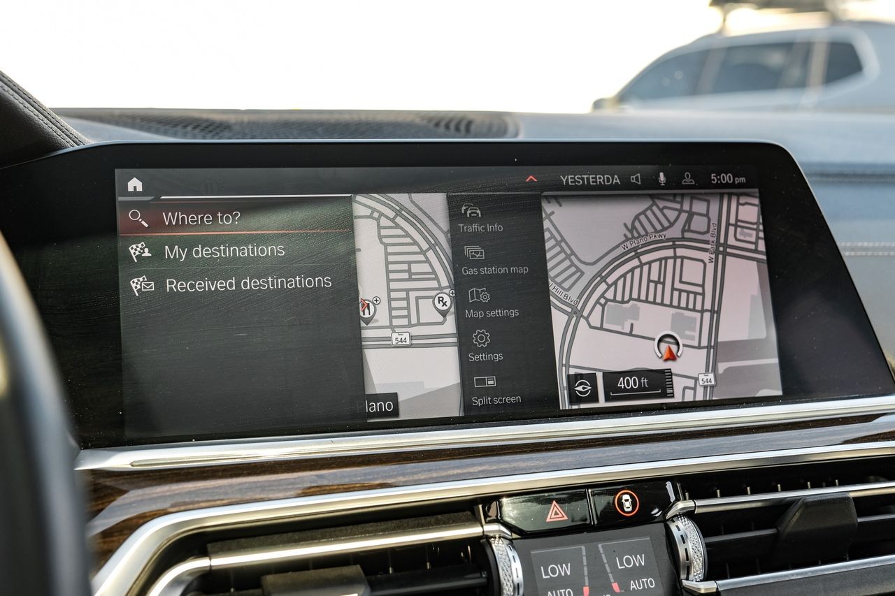 BMW X5 Vehicle Main Gallery Image 24
