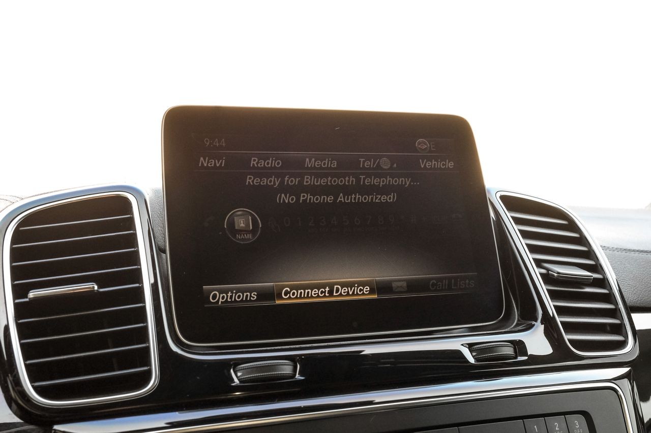 Mercedes-Benz GLS 450 Vehicle Main Gallery Image 30