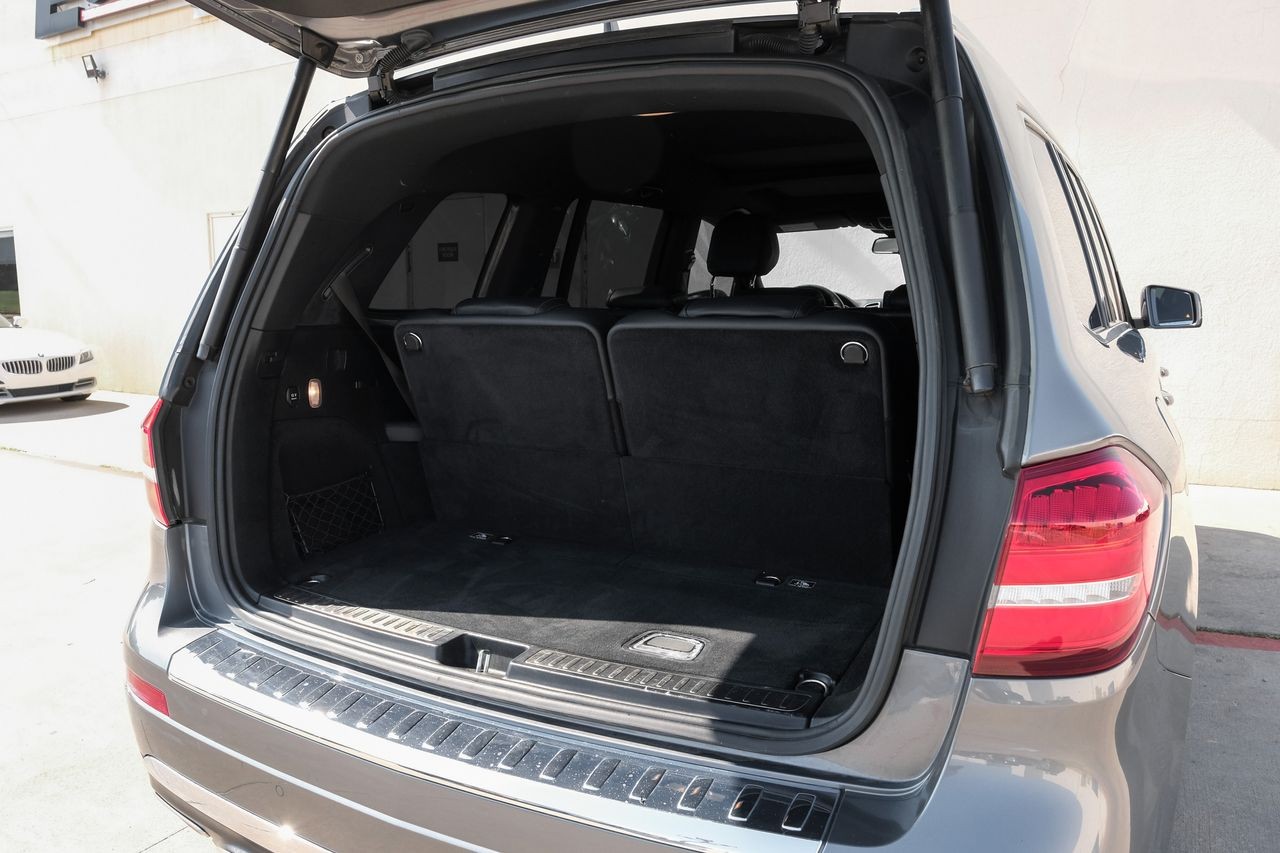 Mercedes-Benz GLS 450 Vehicle Main Gallery Image 53