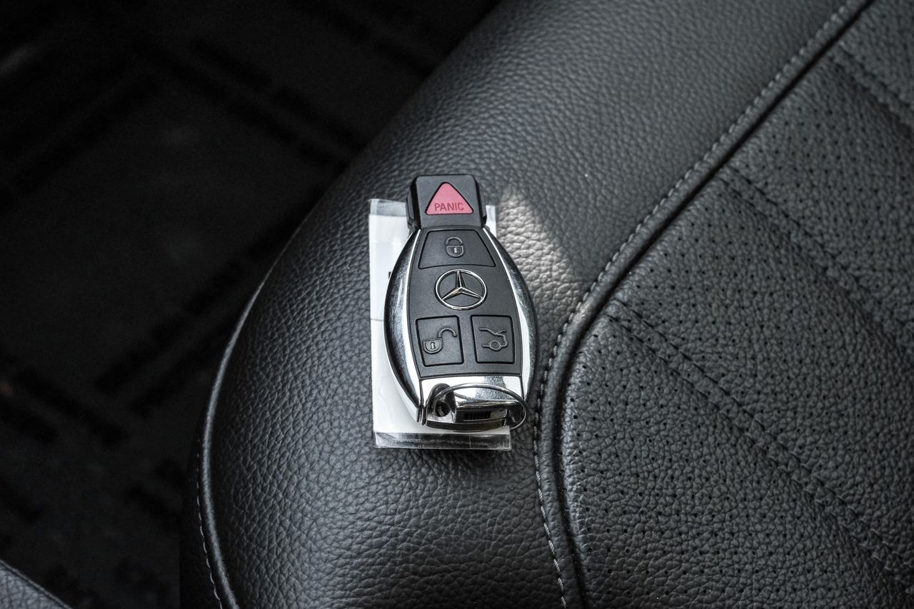 Mercedes-Benz GLS 450 Vehicle Main Gallery Image 59