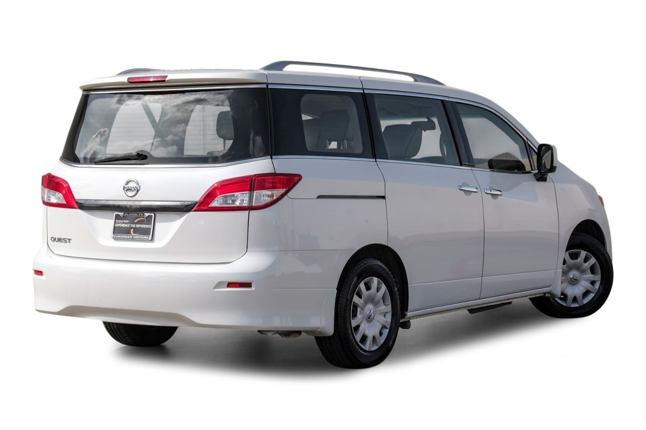 Nissan Quest Vehicle Main Gallery Image 08