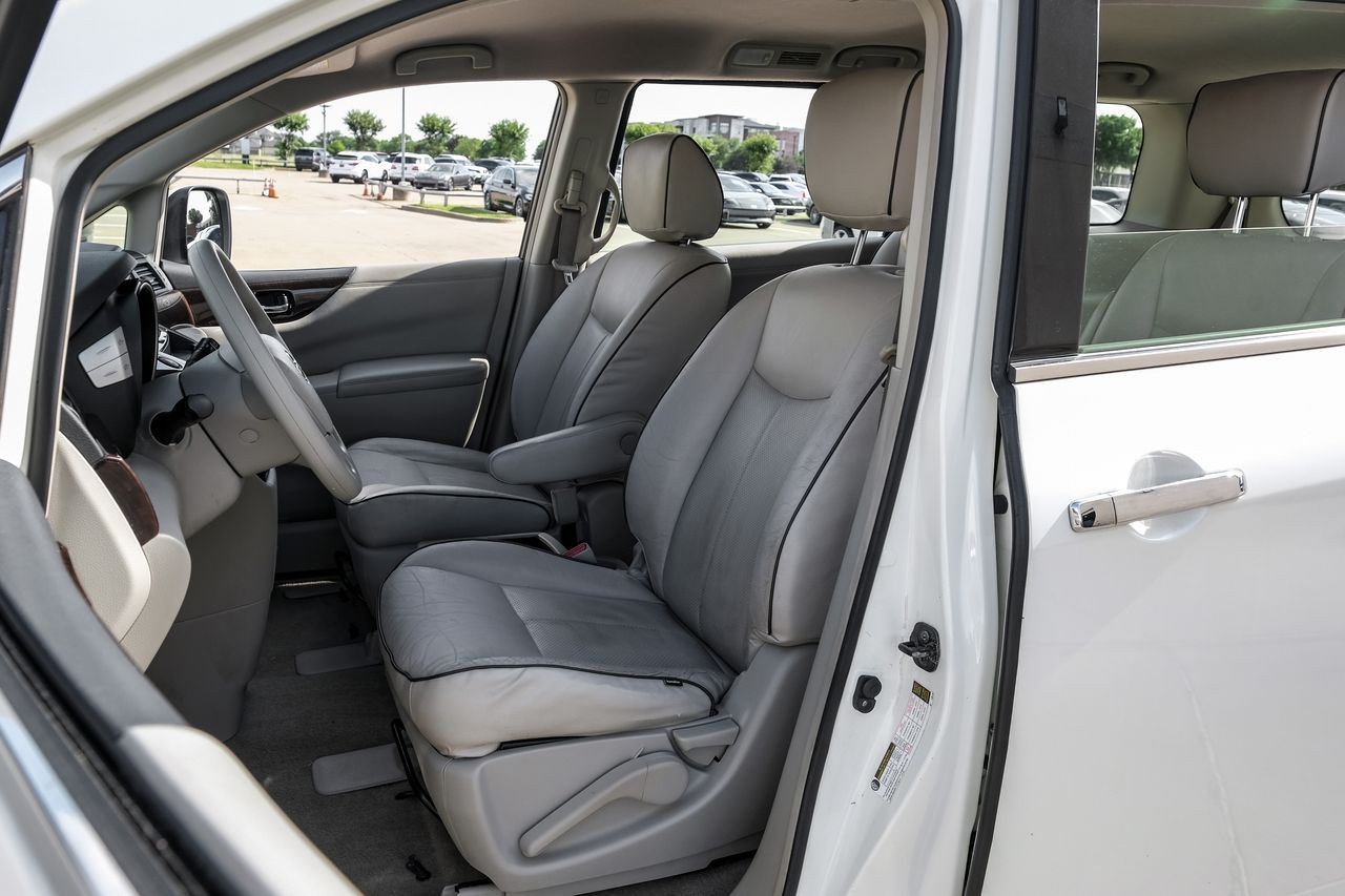 Nissan Quest Vehicle Main Gallery Image 29