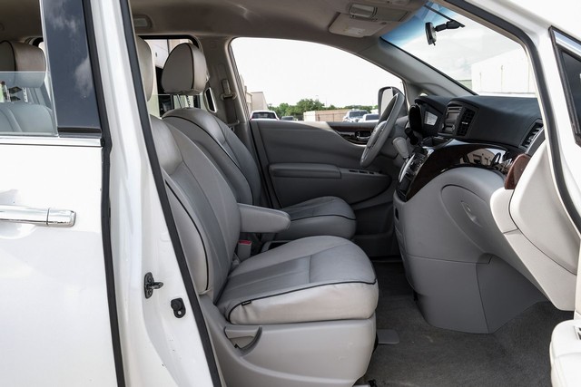 Nissan Quest Vehicle Main Gallery Image 30