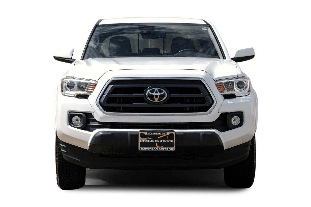 Toyota Tacoma 2WD Vehicle Main Gallery Image 05