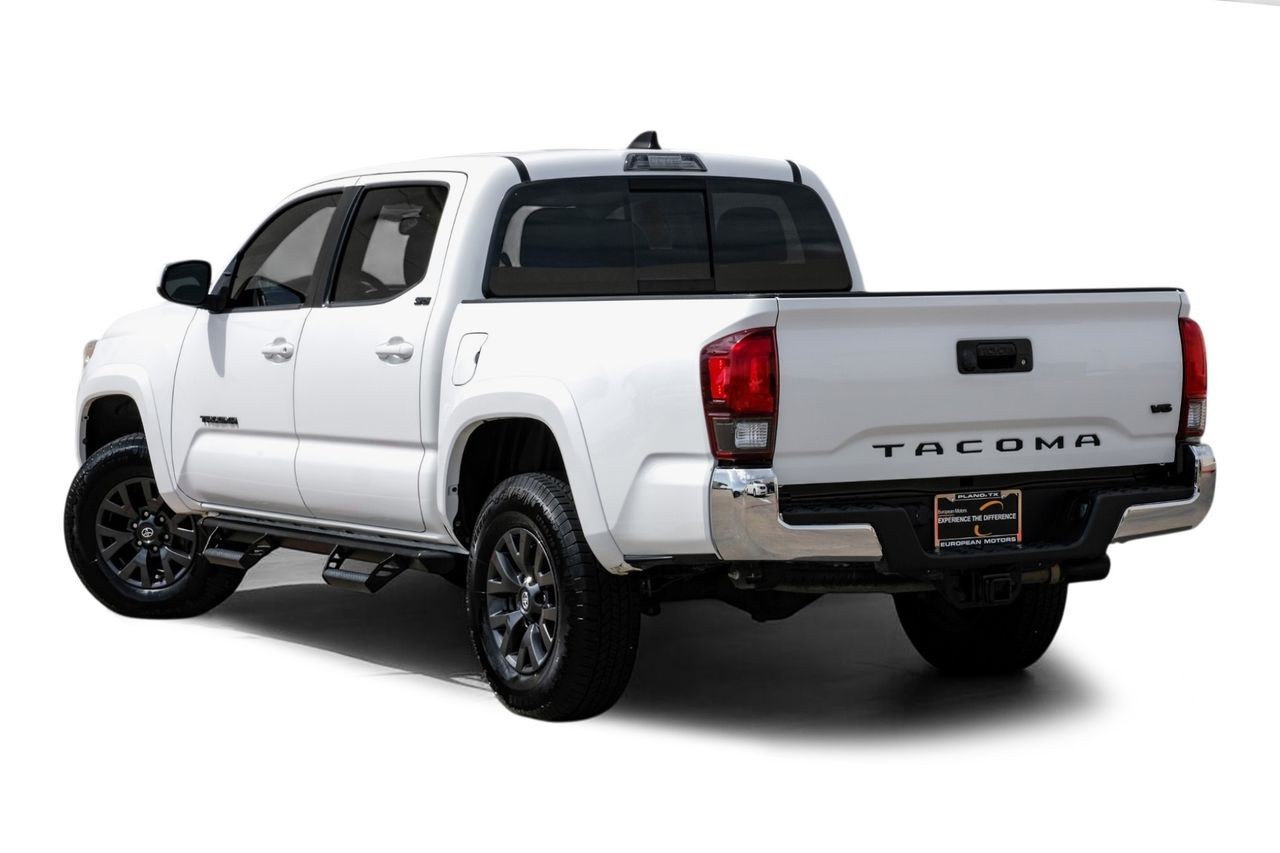 Toyota Tacoma 2WD Vehicle Main Gallery Image 10